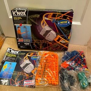 Vintage K’NEX Viper’sVenom motorized roller coaster building set- 534 pieces NEW